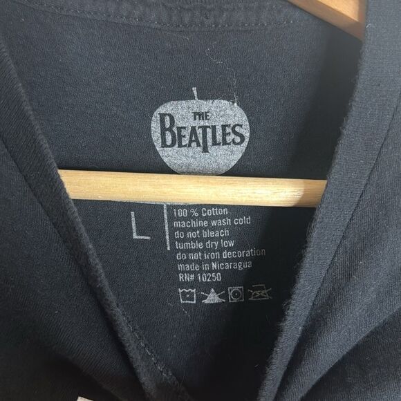 The Beatles mens basic black graphic T-shirt size large - Picture 4 of 7